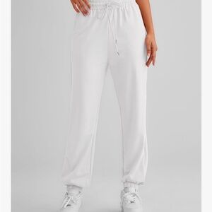 Like New Women's Cinch Bottom Athletic Joggers with Pockets